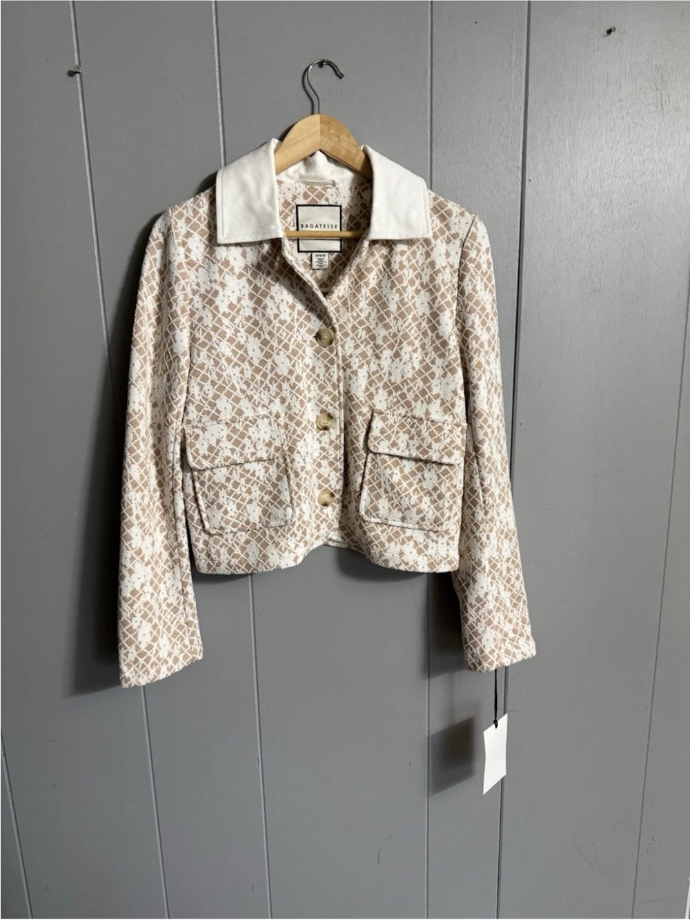 bagatelle Cream & Beige Cropped Patterned Blazer